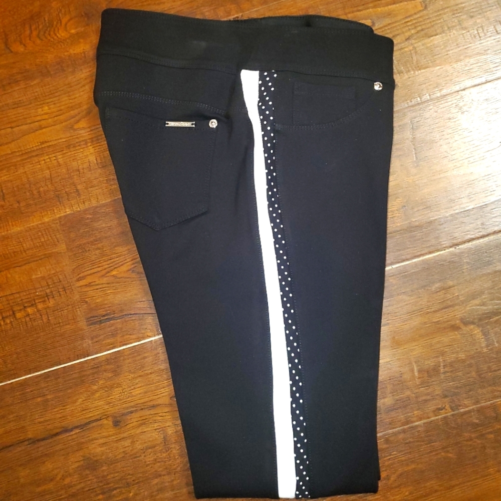 ❣️NEW❣️ Luxe Slims Medium Black Jeggings | Size 10-12 | Runs Small